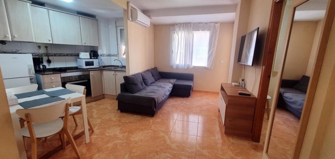 טורבייחה Isamar Apartamento Playa Del Cura מראה חיצוני תמונה